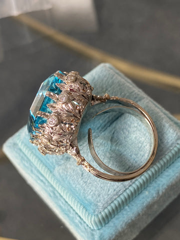 22.00 Carat Aquamarine and Diamond Vintage Cocktail Ring in 18ct White Gold