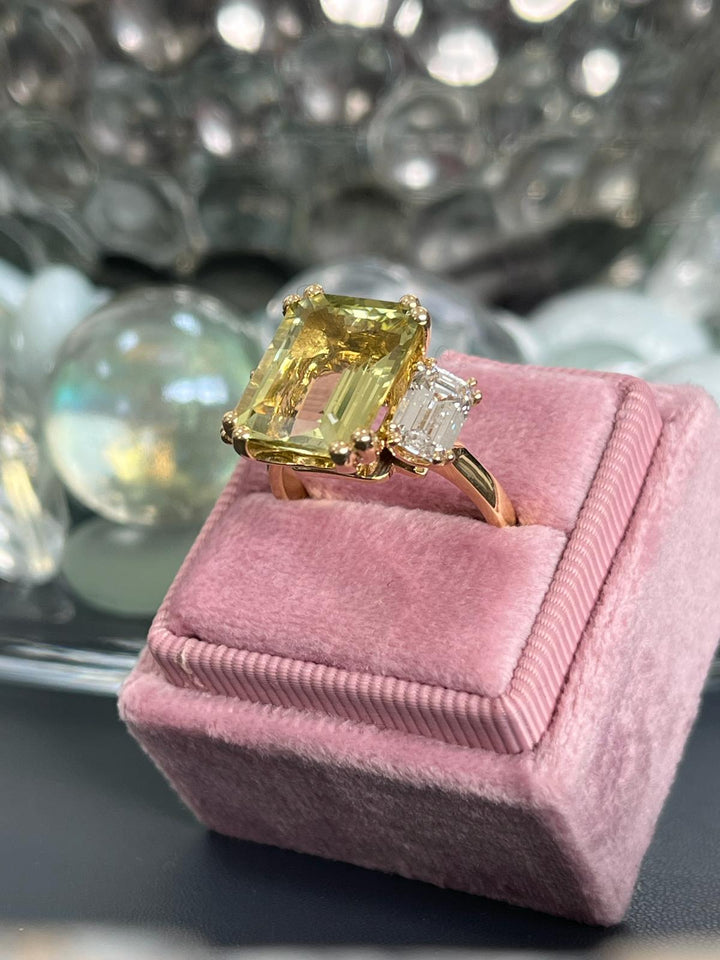 7.50 Carat Emerald Cut Yellow Aquamarine and 2.00ctw Diamond Ring in 18ct Yellow Gold