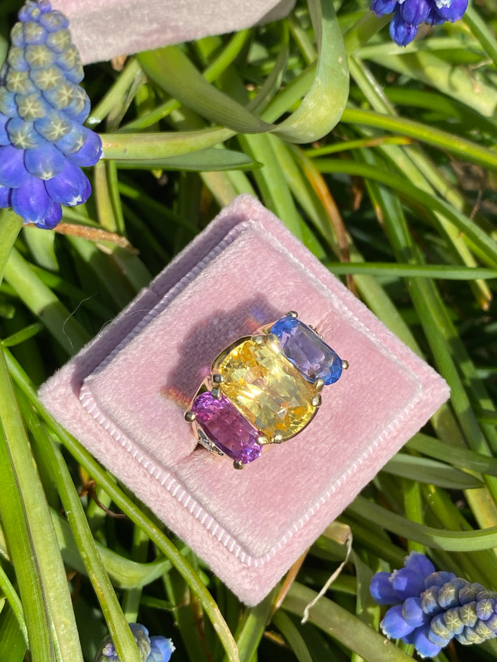 11.94 CTW No Heat Yellow, Blue and Pink Sapphire Trilogy Ring in 18ct Yellow Gold