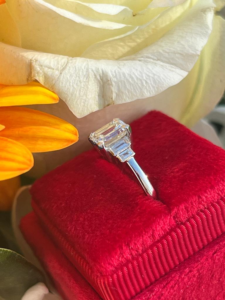 1 Carat Emerald Cut Diamond Art Deco Engagement Ring in Platinum 