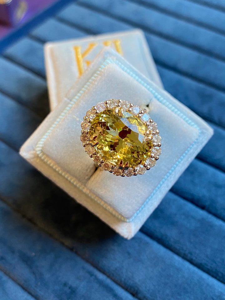 7.50ct Yellow Aquamarine and 1.00ct Diamond Halo Ring in 18ct Yellow Gold