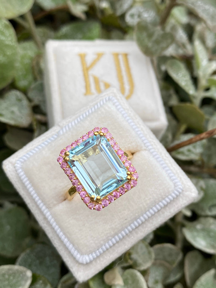 6.05 Carat Aquamarine and Pink Sapphire Halo Ring in 18ct Yellow Gold