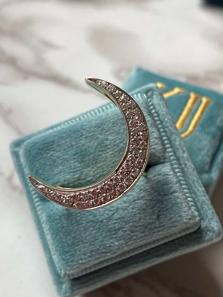 0.50 CTW Crescent Moon Diamond Ring in 18ct Yellow Gold
