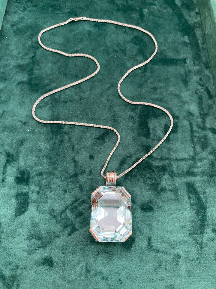 146.00 Carat Aquamarine Necklace in 18K White Gold