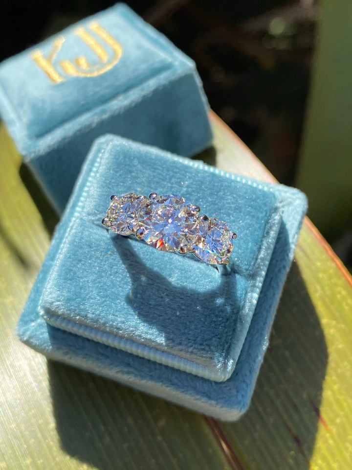 4 carat Diamond Trilogy Engagement Ring in White Gold 