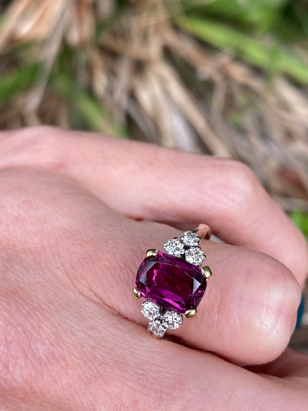 Ruby and Diamond Vintage engagement ring in white gold 
