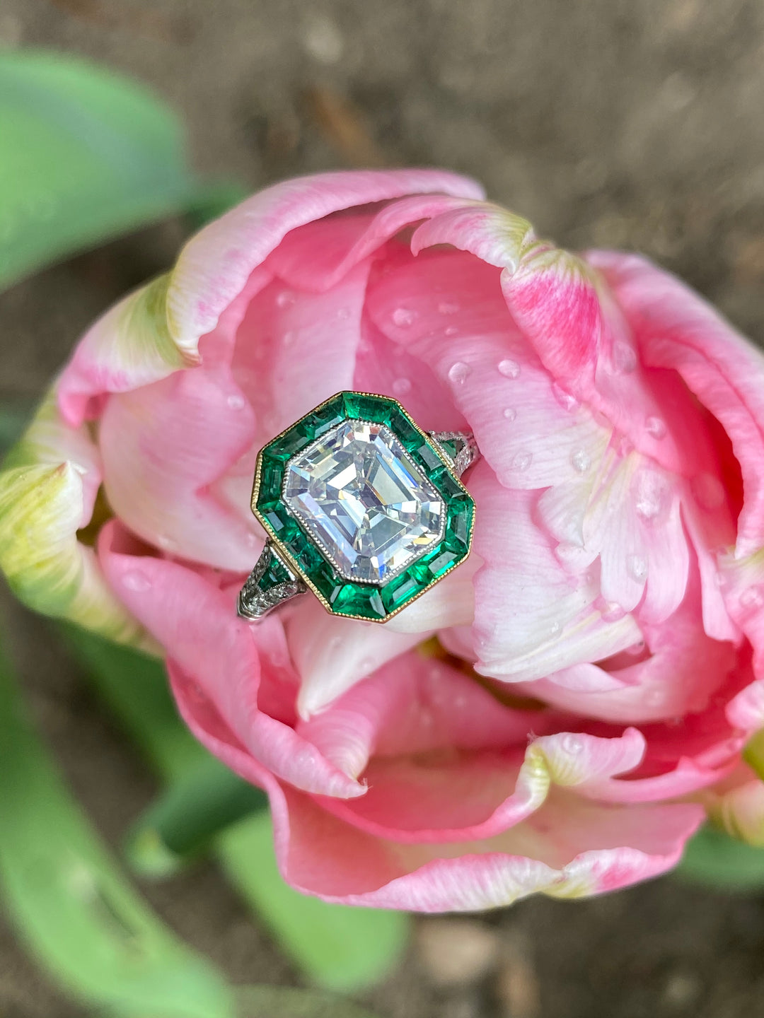 Antique Art Deco Diamond and Emerald Halo Engagement Ring 