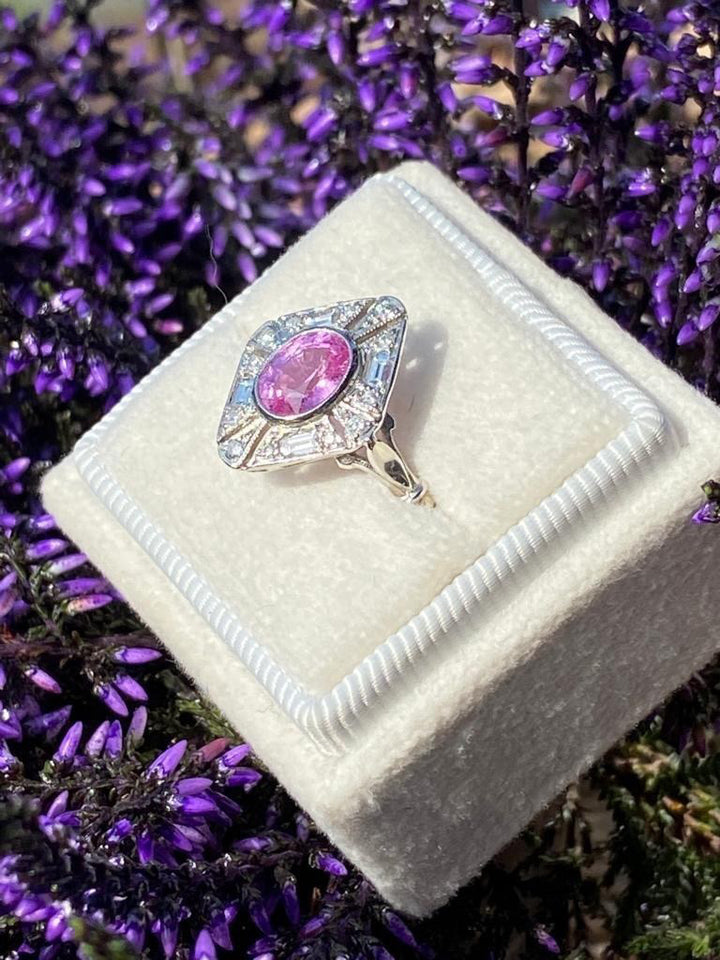 1 Carat Ceylon Pin Sapphire and Diamond Art Deco Engagement Ring in Platinum