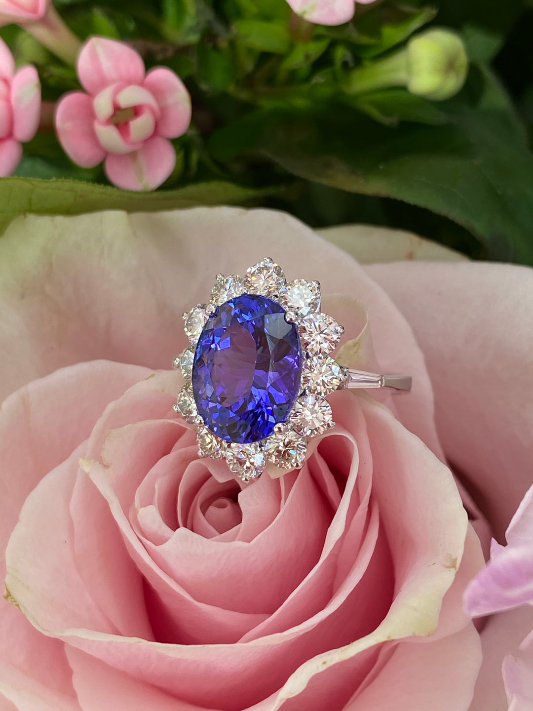 4.54 Carat Oval-Cut Tanzanite and Diamond Ring in 18ct White Gold